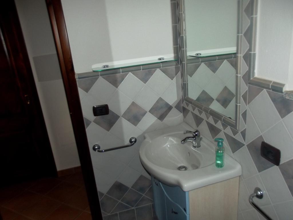 Casa Elena Appartement Cala Gonone Kamer foto
