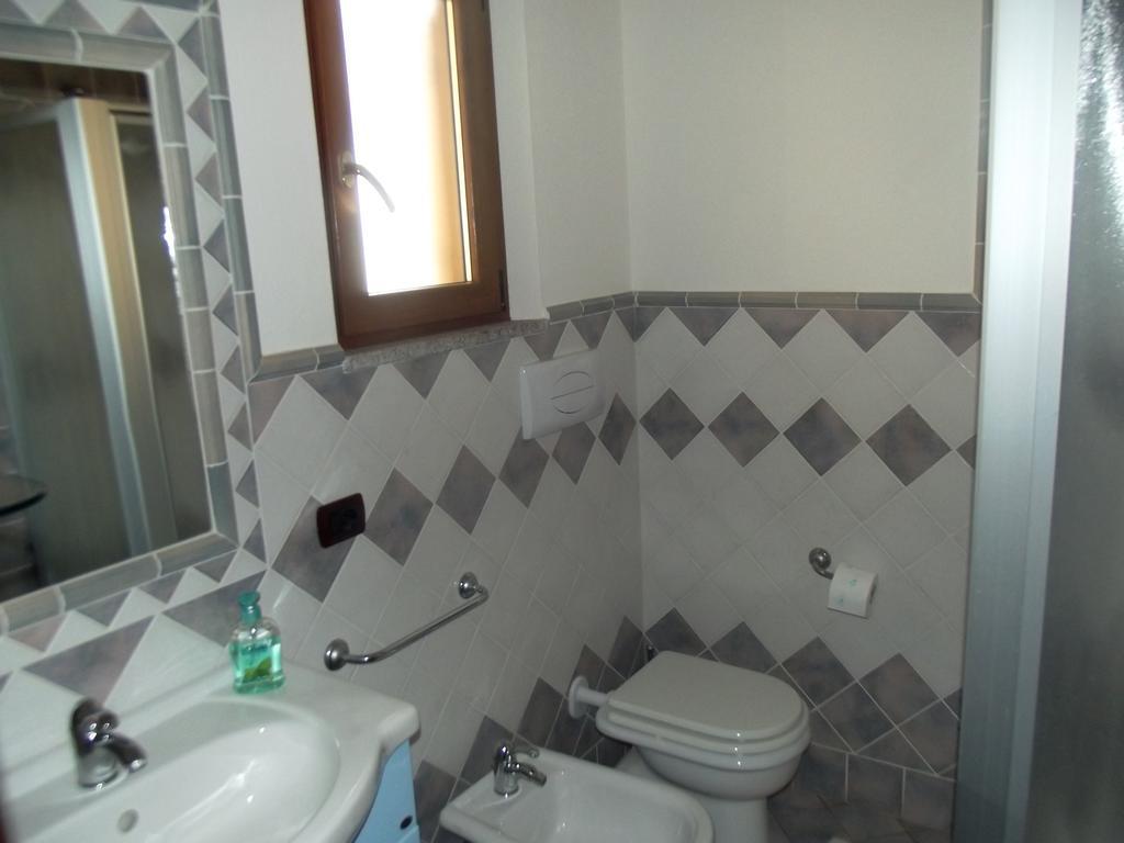 Casa Elena Appartement Cala Gonone Kamer foto
