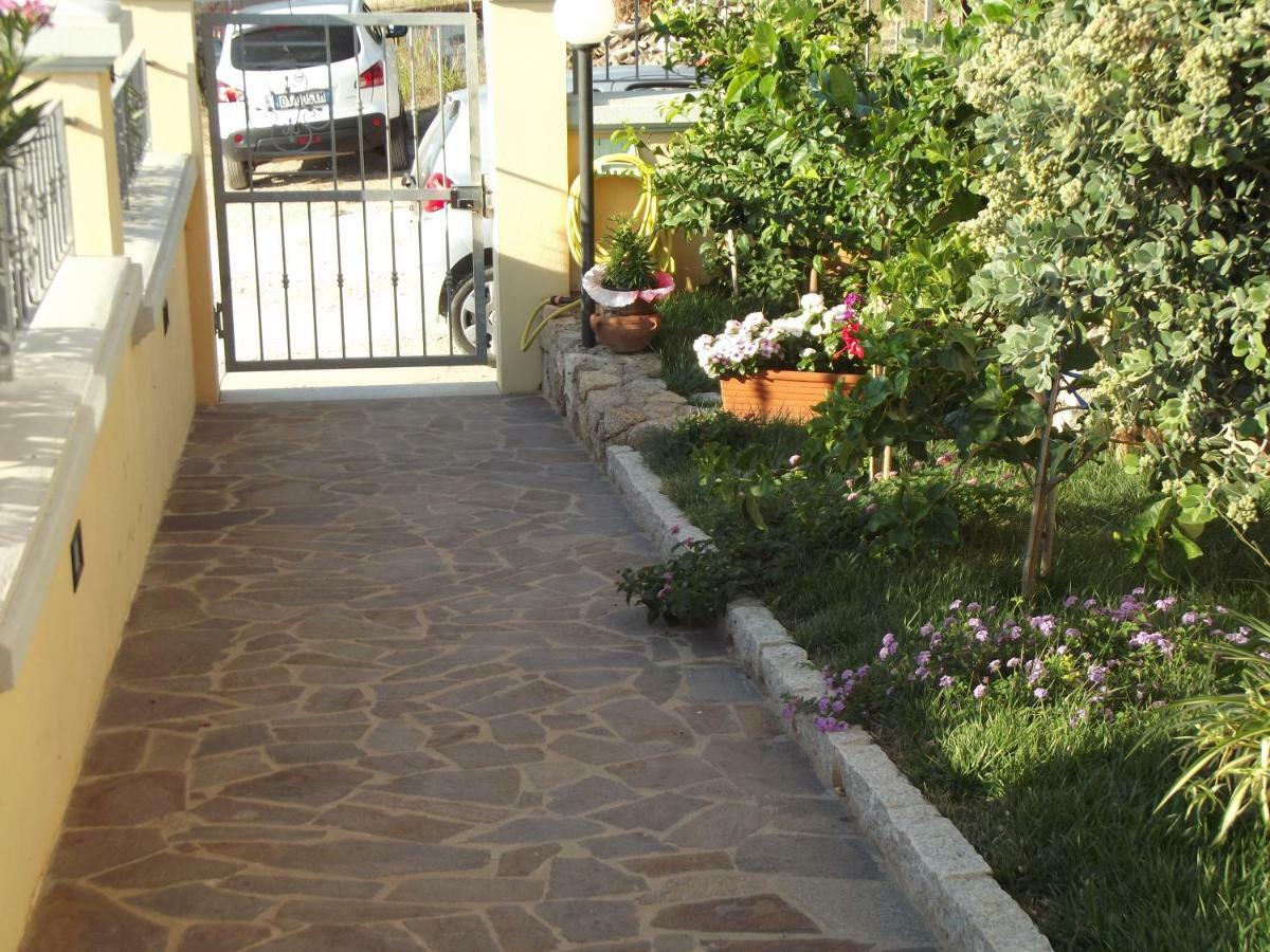 Casa Elena Appartement Cala Gonone Buitenkant foto