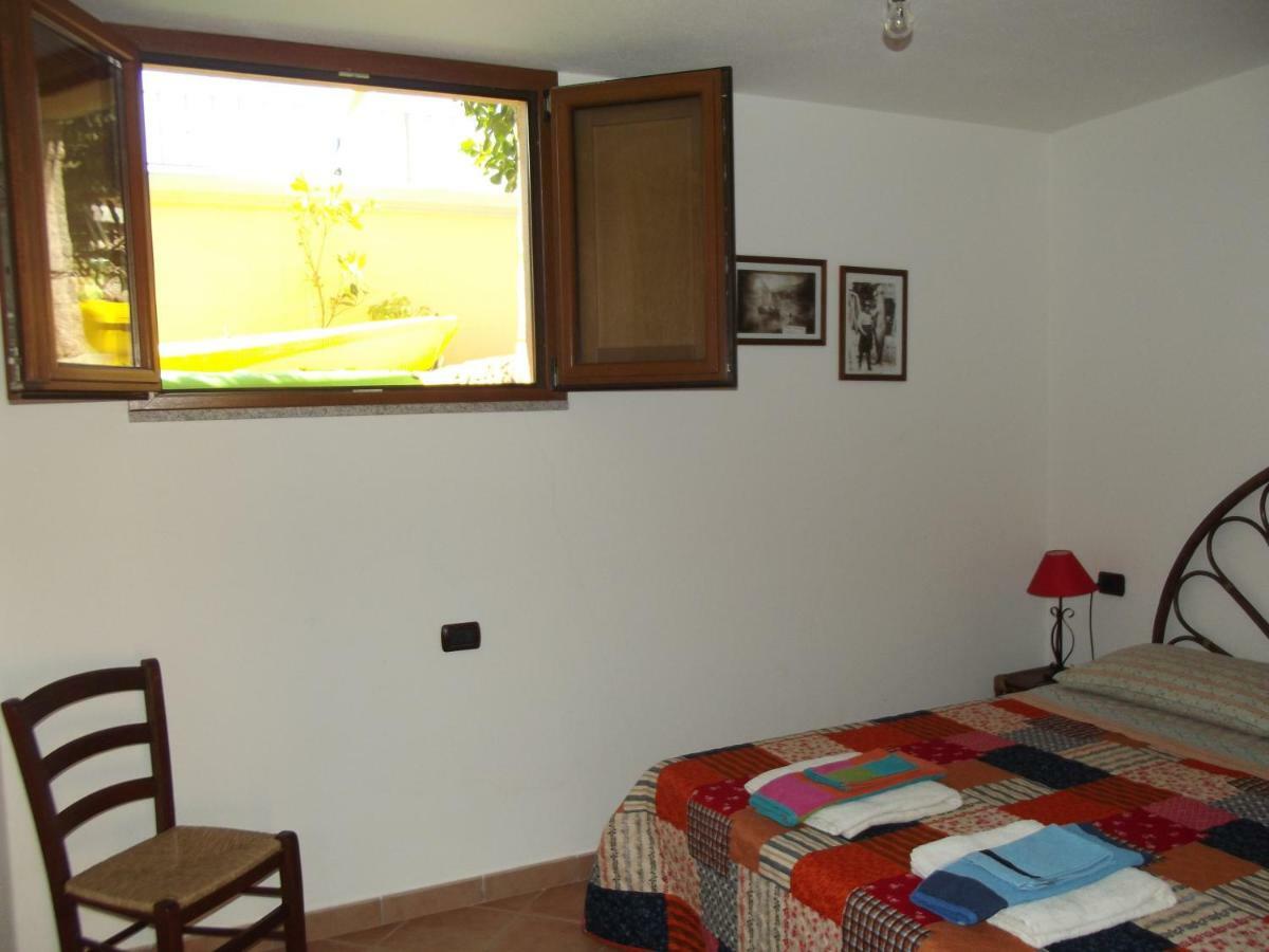Casa Elena Appartement Cala Gonone Buitenkant foto