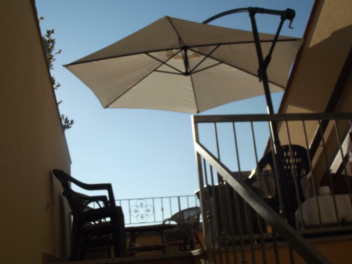 Casa Elena Appartement Cala Gonone Buitenkant foto