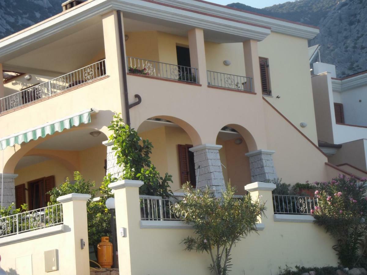 Casa Elena Appartement Cala Gonone Buitenkant foto